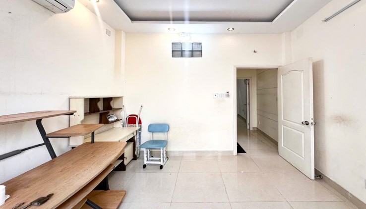 HÀNG CỰC HIỂM, NHÀ 3 TẦNG, SÁT MẶT TIỀN NGUYỄN VĂN ĐẬU P5 BÌNH THẠNH CHỈ HƠN 6 TỎI, NỢ HẬU TÀI LỘC,  Ô TÔ ĐỖ CỬA, SHR